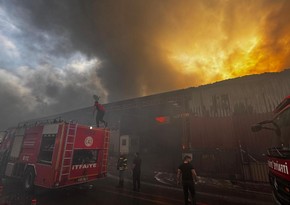 Türkiyədə fabrik yanır