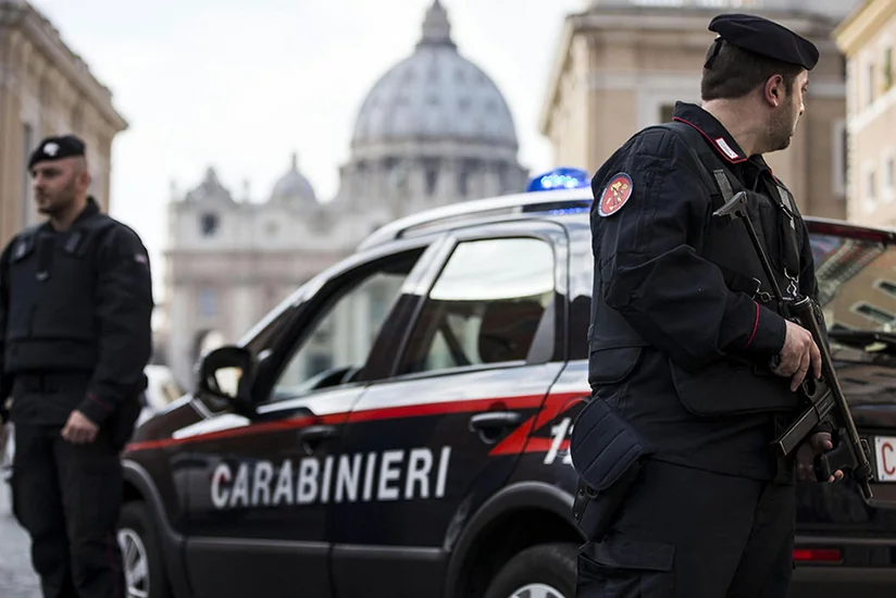 В центре Рима произошли стычки между полицией и протестующими против ковид-сертификатов