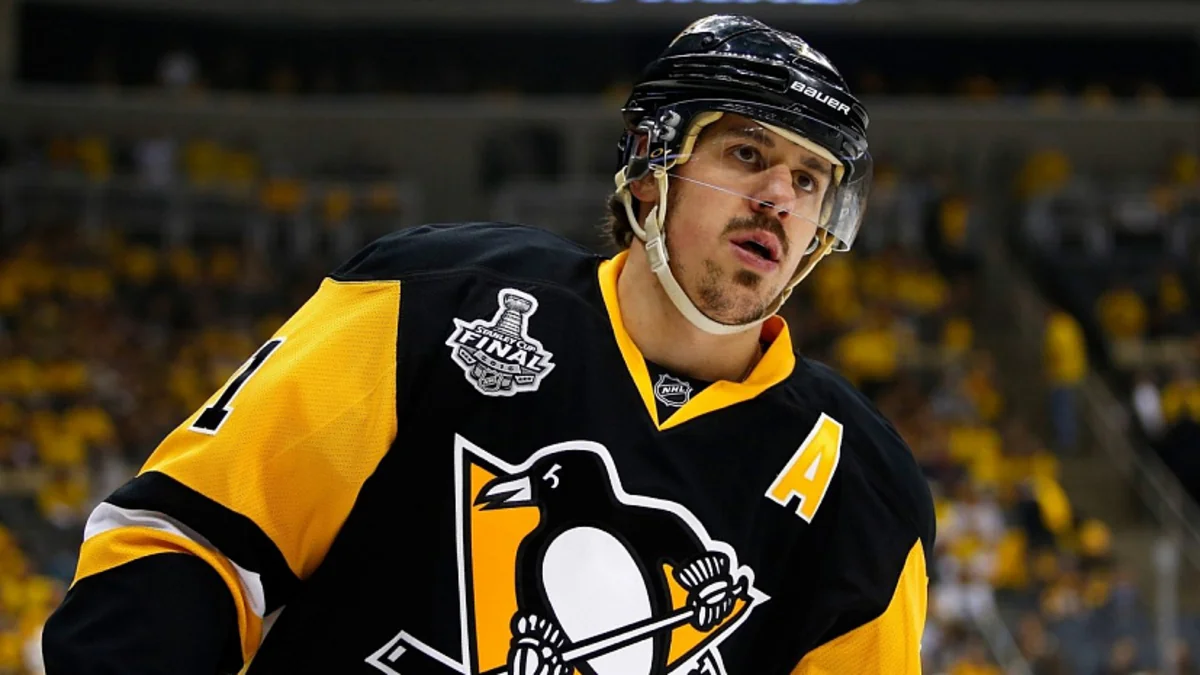 Rusiyalı hokkeyçi NHL-də yeni uğura imza atıb