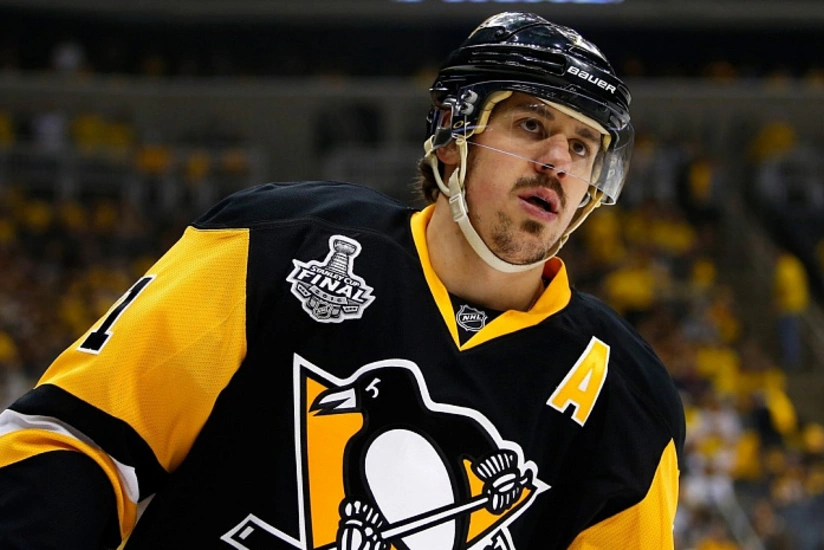 Rusiyalı hokkeyçi NHL-də yeni uğura imza atıb