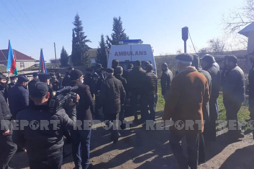 Şəhidin vida mərasimində qohumu ürəktutmadan öldü