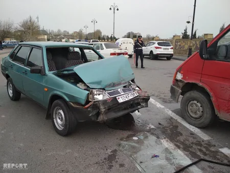 Bərdədə 4 nəfərin xəsarət alması ilə nəticələnən yol qəzası baş verib - FOTO