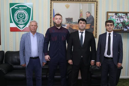 Diasporla İş üzrə Dövlət Komitəsinin əməkdaşları Qroznıya səfər edib