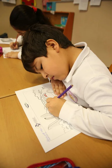 ​Azərbaycan Avtomobil Federasiyası yol hərəkəti təhlükəsizliyi ilə bağlı sosial layihələrə başlayıb