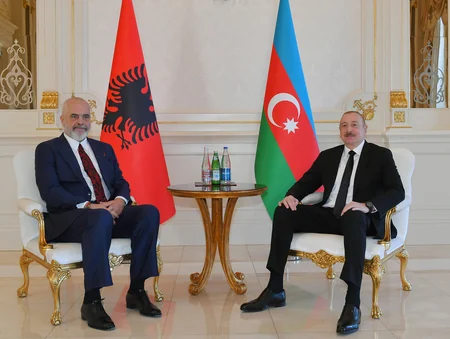 Azərbaycan Prezidentinin Albaniyanın Baş naziri ilə təkbətək görüşü olub - YENİLƏNİB-2