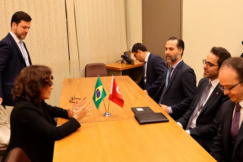 Türkiyə və Braziliya XİN Qəzzadakı durumu müzakirə edib