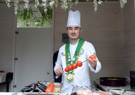“Xarıbülbül” Beynəlxalq Musiqi Festivalı başlayıb