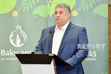 “Bakı 2015”də iştirak edən könüllülərə veriləcək təşəkkürnamələrin təqdimatı keçirilib - ƏLAVƏ OLUNUB - FOTO
