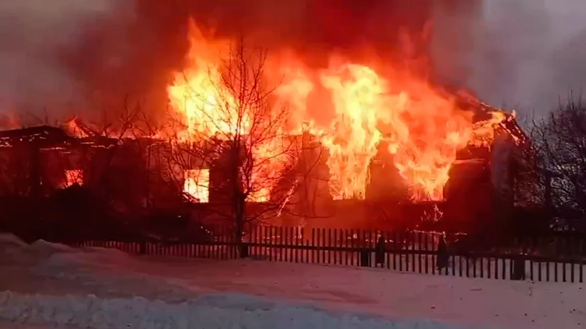 Rusiyada 8 nəfər yanaraq ölüb