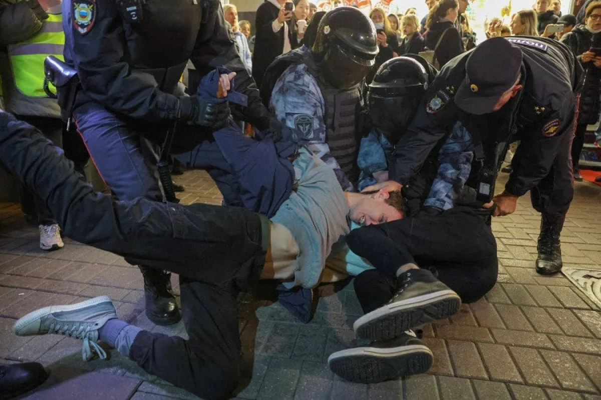 Military summons issued to people arrested during protests in Russia