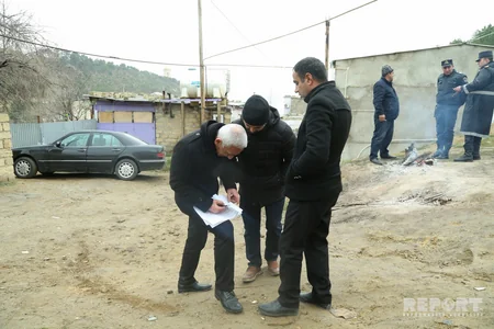 Bayıldakı sürüşmə ərazisində yerləşən evlərin sahəsi və qeydiyyatda olanların sayı dəqiqləşdirilir - FOTOREPORTAJ
