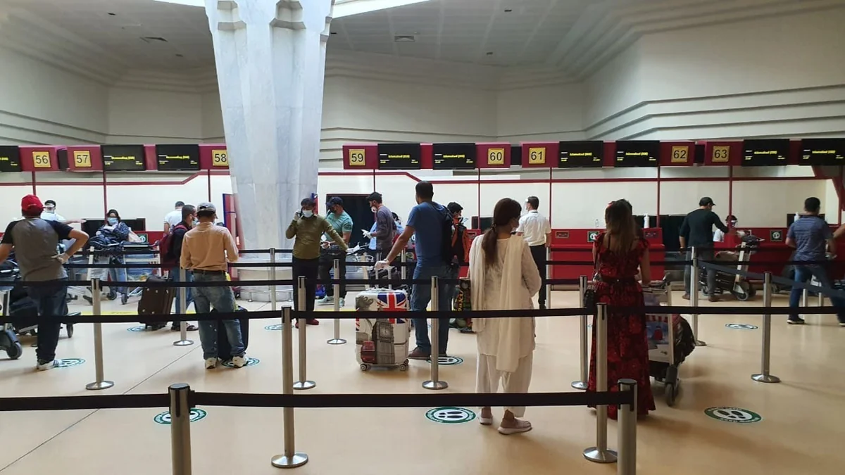 Azerbaijan repatriates 12 citizens from Pakistan