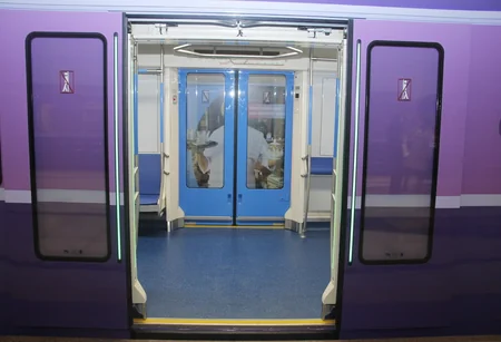 Bakı metrosunda daha bir yeni qatar xəttə buraxılıb