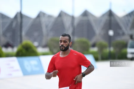 Heydər Əliyev Fondunun təşəbbüsü ilə keçirilən “Bakı Marafonu 2024” start götürüb