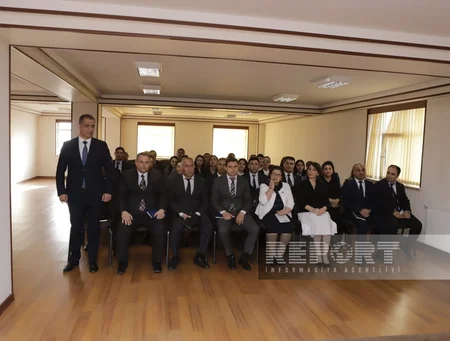 Naxçıvanda təhsil naziri kollektivə təqdim olunub