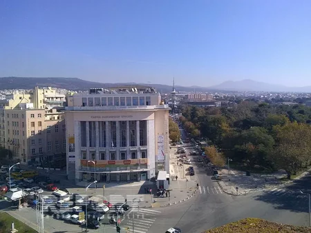 Yunanların mədəniyyət paytaxtı və ya Makedoniya çarının şəhəri - FOTOREPORTAJ