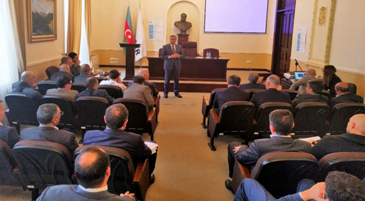 Azneftdə qazmanın yeni yanaşma üsulları müzakirə olunub