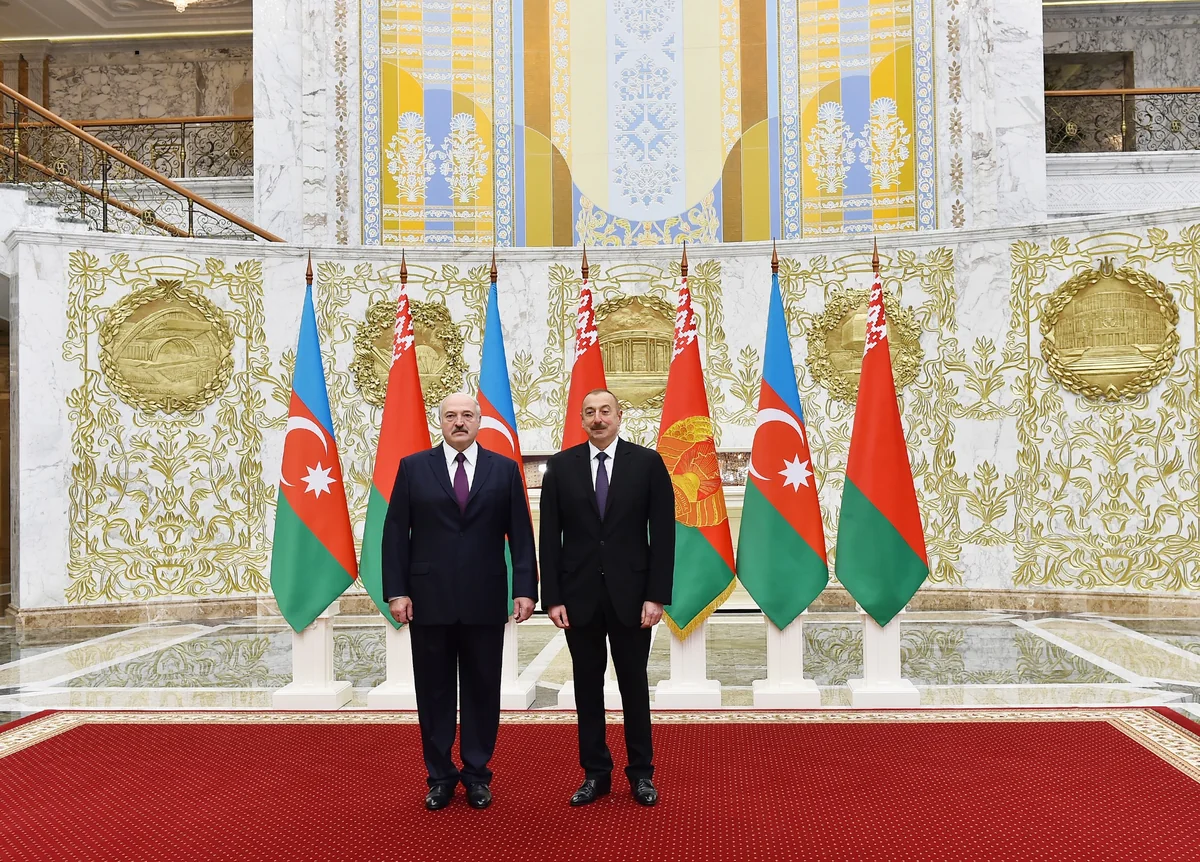 Prezident İlham Əliyev Aleksandr Lukaşenkonu Azərbaycana rəsmi səfərə dəvət edib
