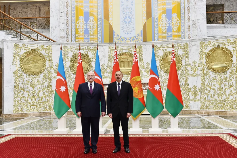Prezident İlham Əliyev Aleksandr Lukaşenkonu Azərbaycana rəsmi səfərə dəvət edib