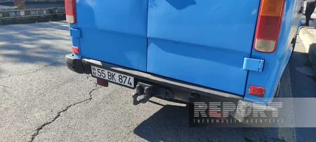 Şəkidə mikroavtobus piyadanı vuraraq öldürüb