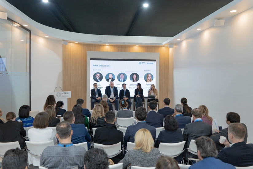 Rövşən Rüstəmov: “Azərbaycan dəmir yollarının 63 %-i elektrikləşdirilib”