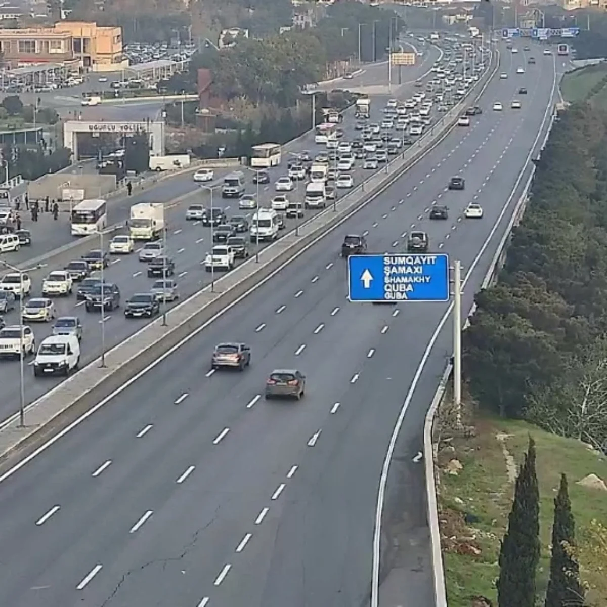 Bakının bir sıra yollarında tıxac var - SİYAHI