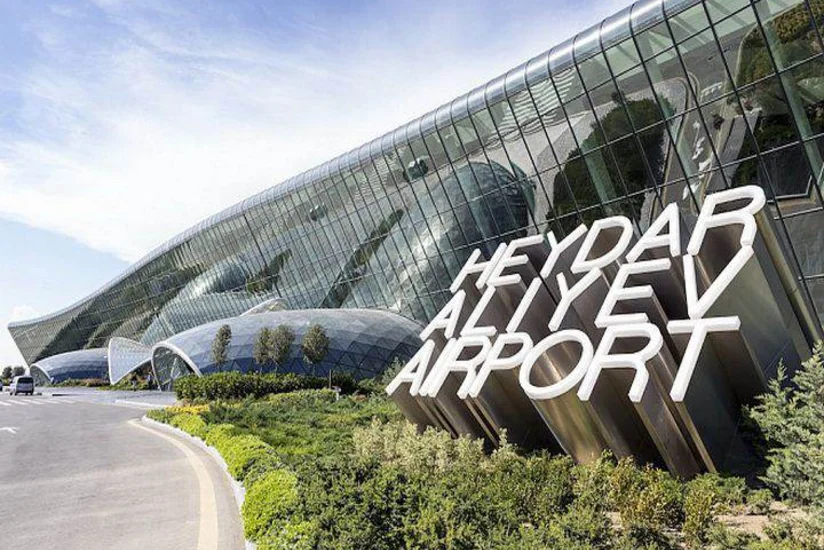 Heydər Əliyev Beynəlxalq Aeroportunda musiqili fleşmob keçirilib
