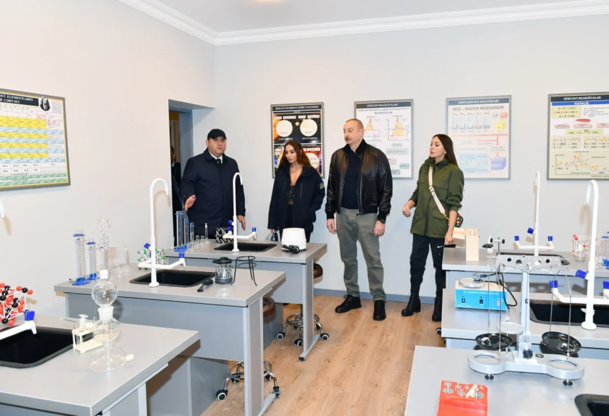 İlham Əliyev Suqovuşanda orta məktəbdə yaradılan şəraitlə tanış olub - YENİLƏNİB