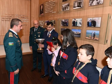 DSX rəisi Tehranda “Master Cup” beynəlxalq turnirində qələbə qazanan idmançılarla görüşüb