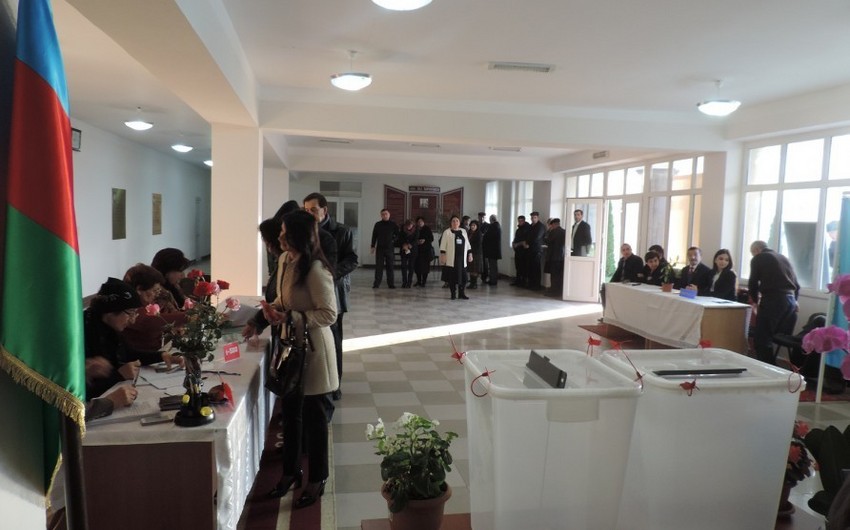 53 saylı DSK-nın sədri: Seçicilər fəal şəkildə səsvermədə iştirak edirlər