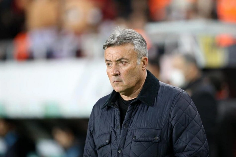 Qalatasaray baş məşqçisi ilə vidalaşır