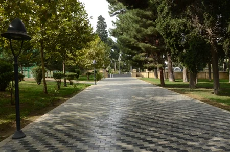 Biləcəri qəsəbəsindəki park əsaslı təmir olunub