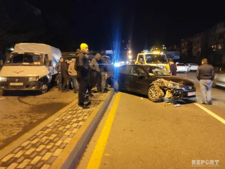Bakıda yük və minik avtomobilləri toqquşub - FOTO - VİDEO - YENİLƏNİB
