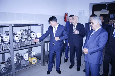 SOCAR prezidenti ''Qazservisinformatika'' Departamenti üçün yeni alınmış qurğulara baxış keçirib