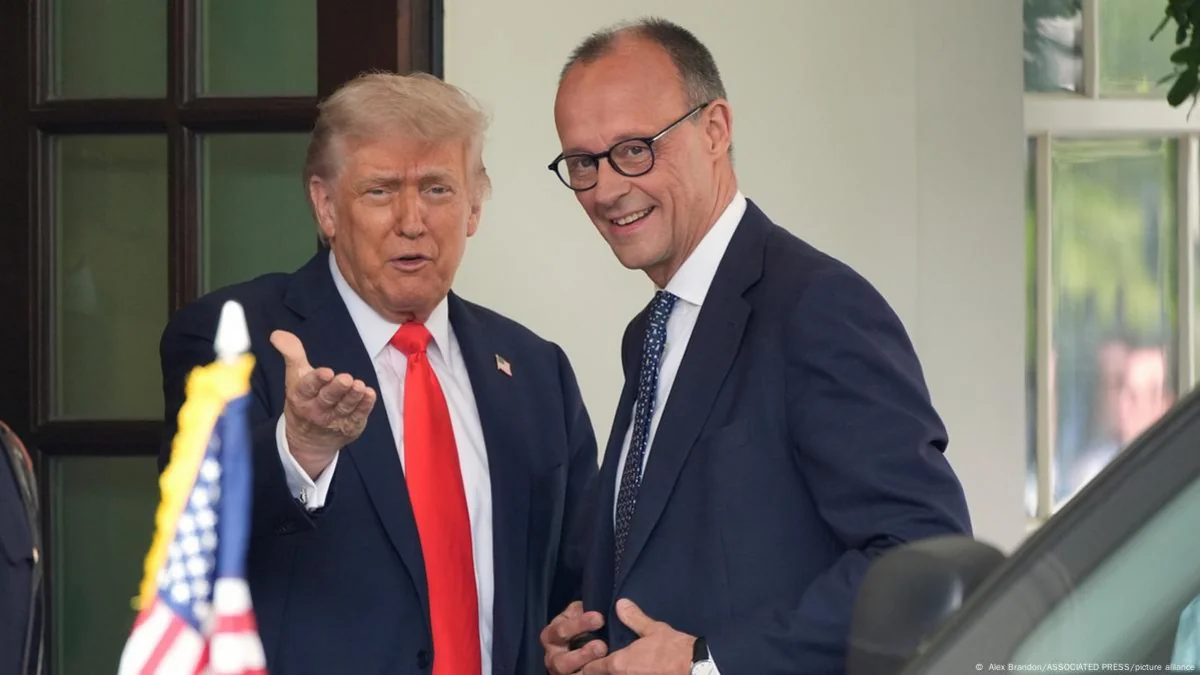 Мерц обсудил по телефону с Трампом усиление ПВО Украины