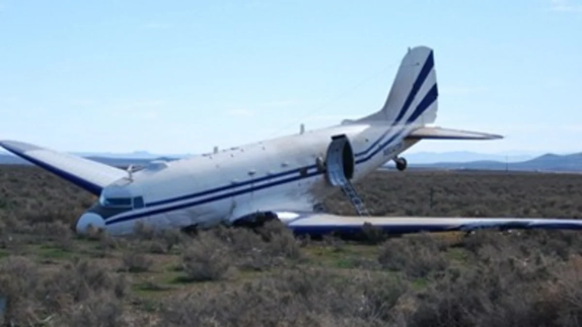 В ЮАР разбился самолет, 20 человек пострадали