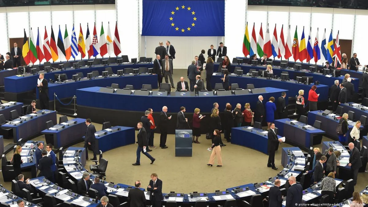 Европарламент поддержал продление беспошлинной торговли ЕС и Украины еще на год