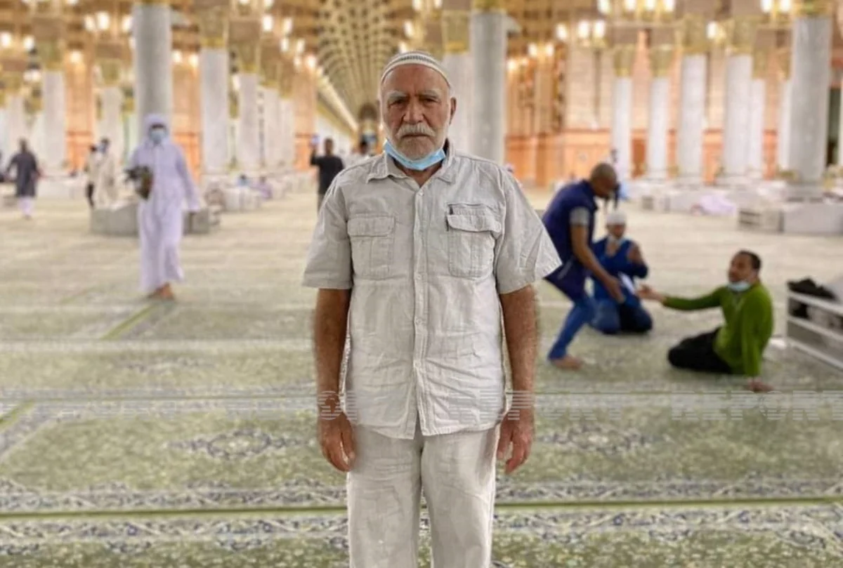 Ümrə ziyarətində vəfat edən azərbaycanlı zəvvar Mədinədə dəfn olunub