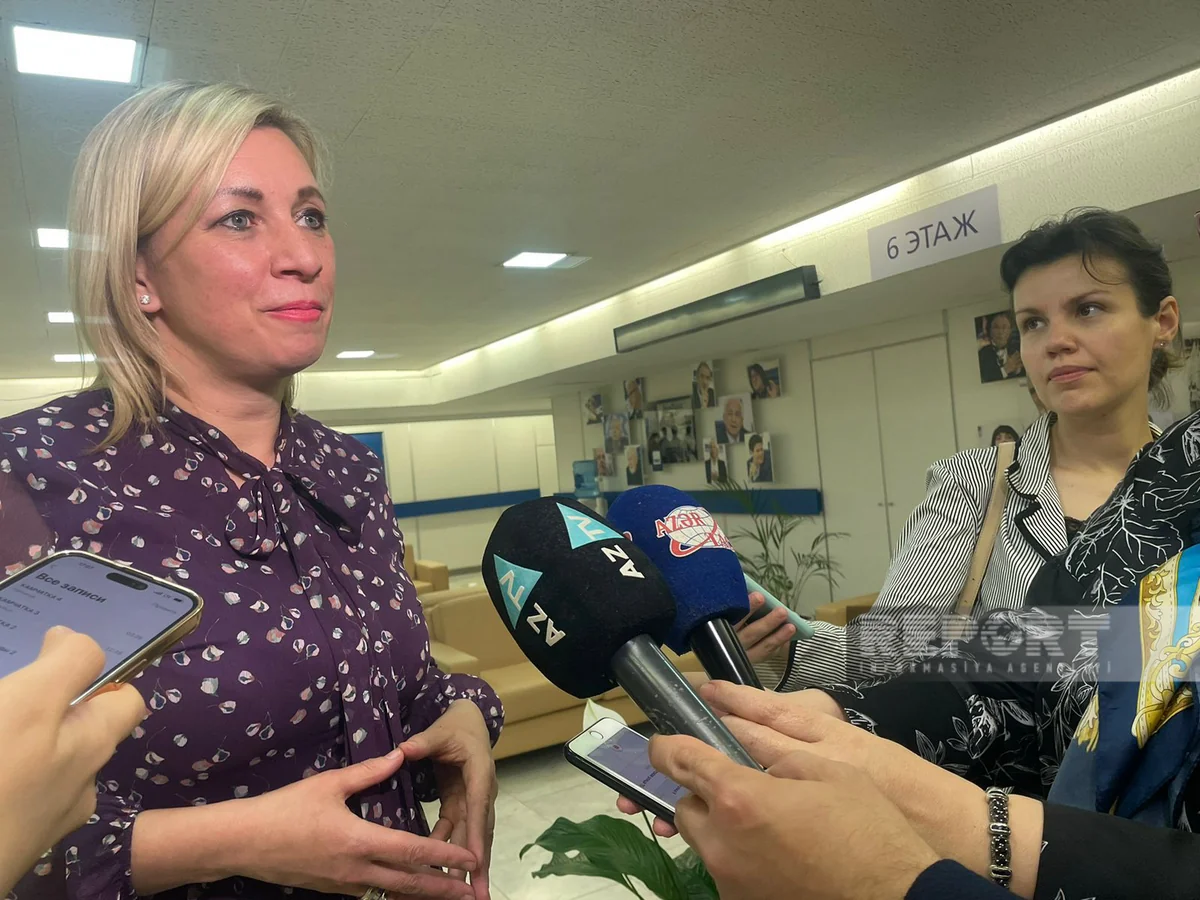 Zakharova: Azerbaijani, Russian media representatives should meet regularly