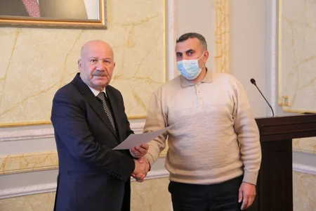 Dövlət qeydiyyatına alınan dini qurumların sayı 975-ə çatıb