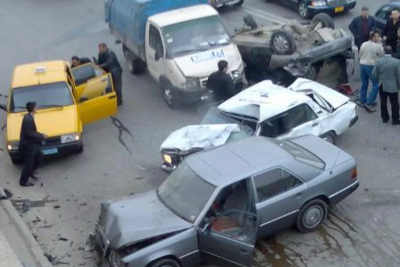 ​Şabranda avtomobil aşıb, sürücü ölüb, üç nəfər xəsarət alıb