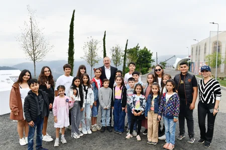İlham Əliyev və Mehriban Əliyeva “Laçın Şəhəri Günü” bayram şənliklərində iştirak ediblər - YENİLƏNİB