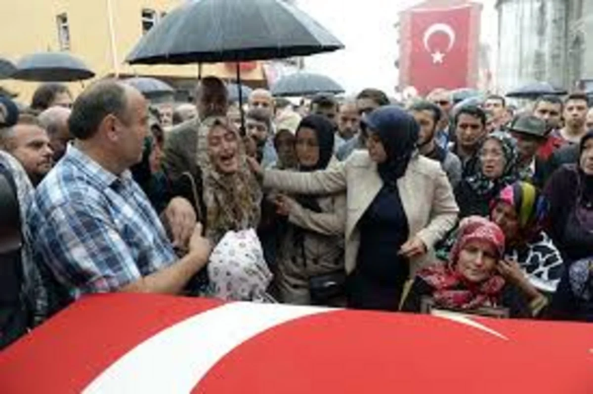 Türkiyədə 3 polis şəhid olub