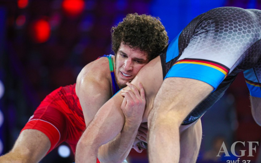 Чемпионат мира: Азербайджанский борец вышел в полуфинал