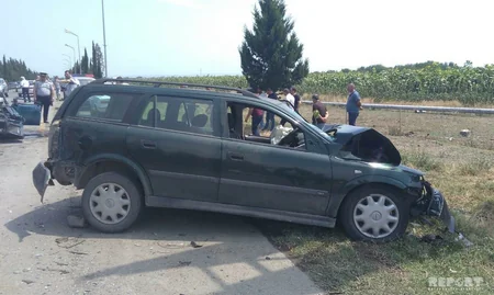 Samuxda iki minik avtomobili toqquşub, ölən və yaralanan var - FOTO - YENİLƏNİB
