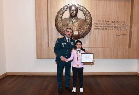 DSX rəisi Tehranda “Master Cup” beynəlxalq turnirində qələbə qazanan idmançılarla görüşüb