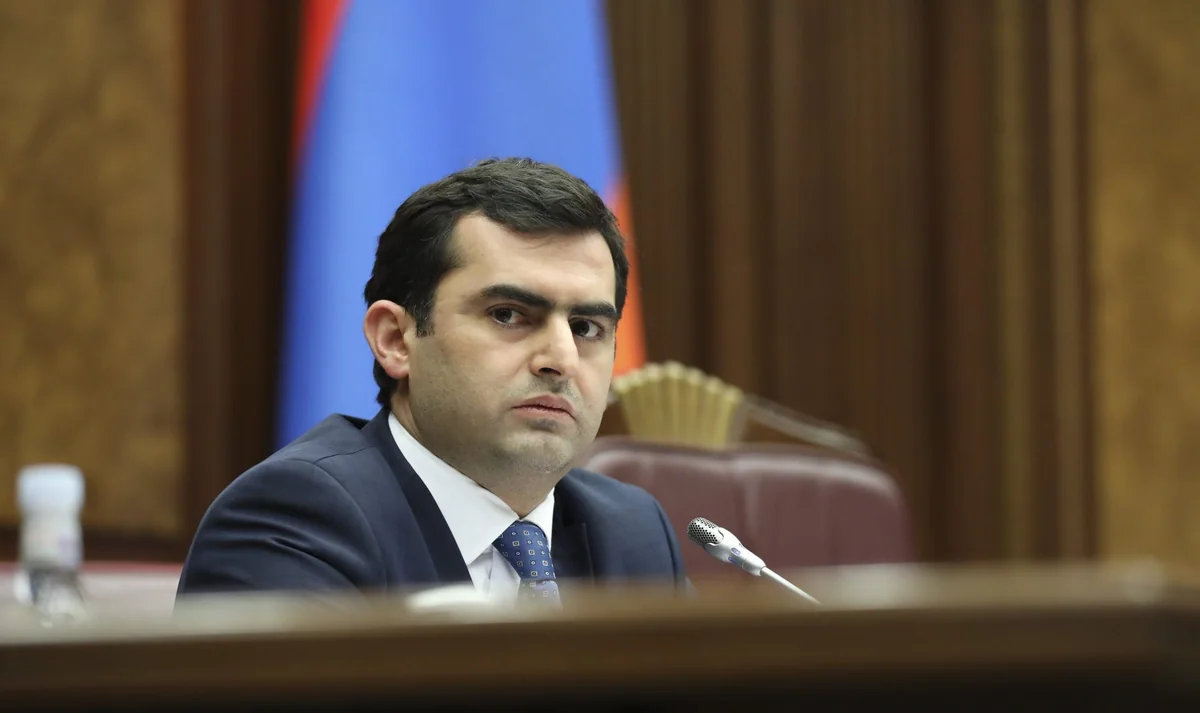 Ermənistan parlamentinin sədr müavini: Anklavlar məsələsi müzakirə olunur