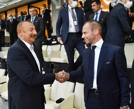 İlham Əliyev və Rəcəb Tayyib Ərdoğan Türkiyə millisinin oyununu izləyib - YENİLƏNİB