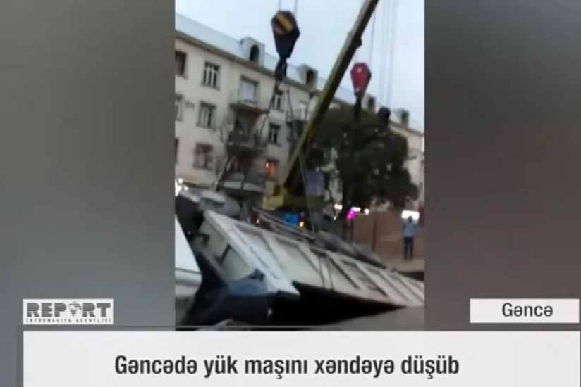 В Гяндже перевернулся грузовик - ВИДЕО - ОБНОВЛЕНО