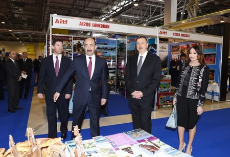 ​Prezident İlham Əliyev “AITF-2015” XIV Azərbaycan beynəlxalq turizm və səyahətlər sərgisi ilə tanış olub